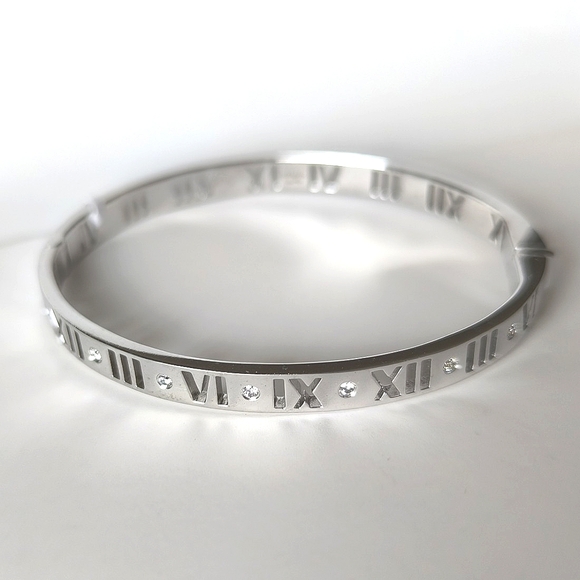 Tiffany Atlas Pierced Hinged Bracelet 18K White Gold Diamonds